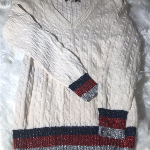 Gucci Sweaters - NWOT GUCCI 100% Cashmere Metallic Striped Sweater